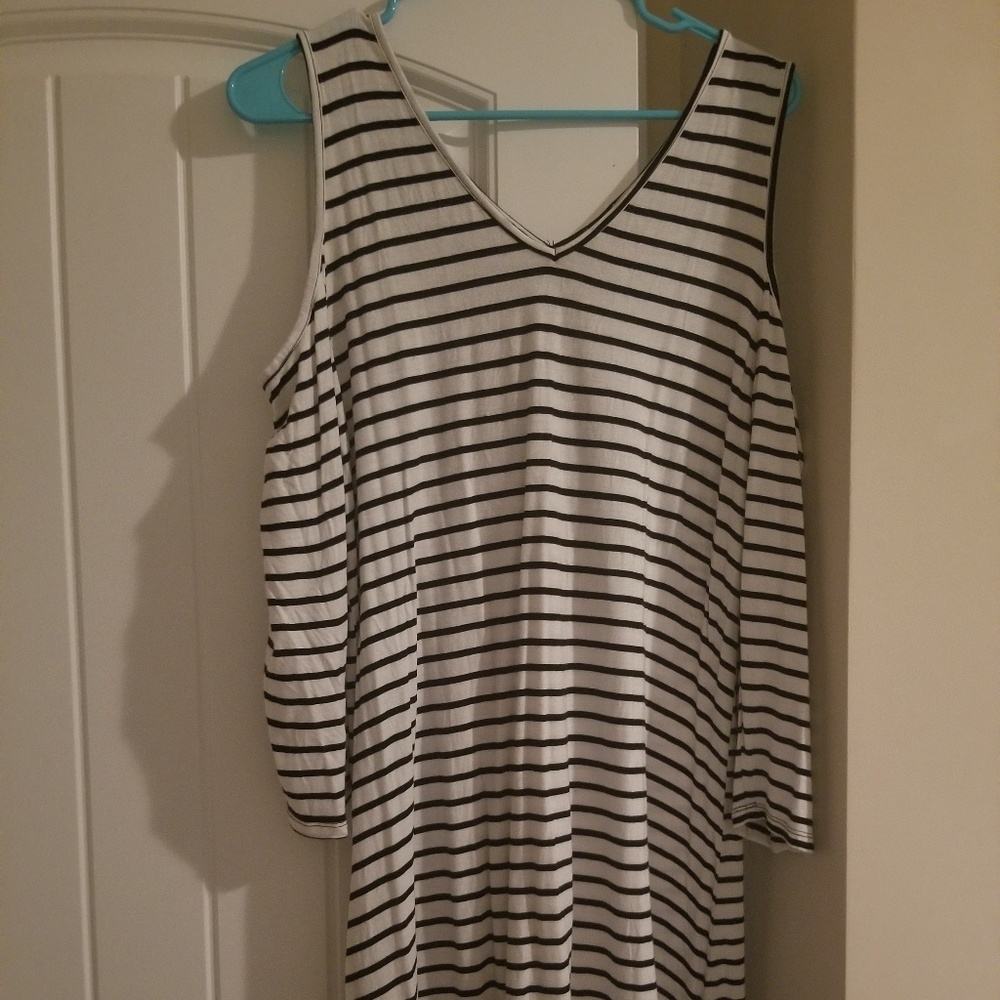 Cold shoulder stripped dress